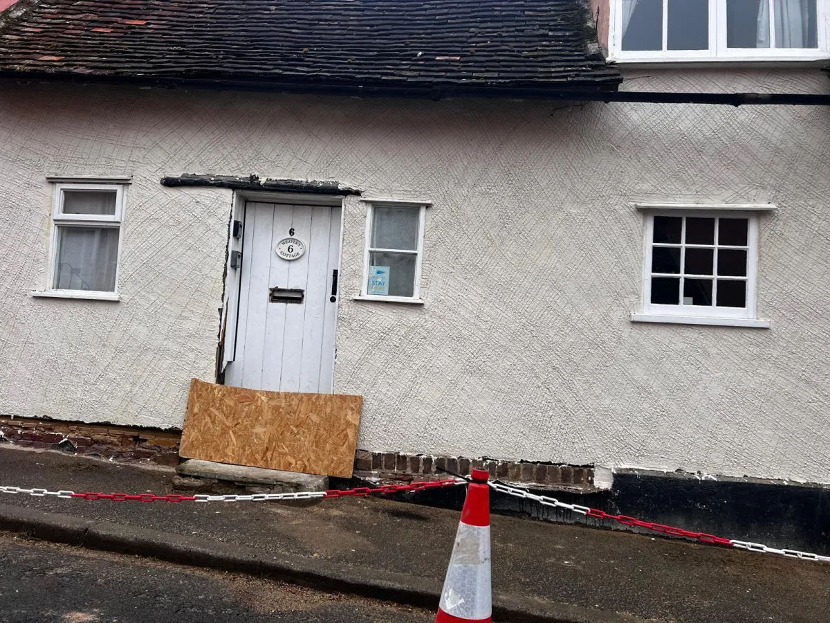 Traditional lime render on a period Suffolk cottage by David Price Building Services